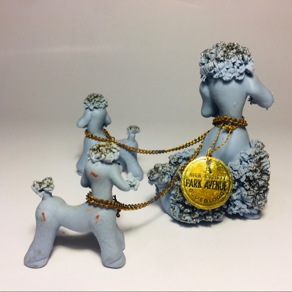 Vintage Made in Japan Spaghetti Poodle & Pups Figurines - Picture 6 of 7